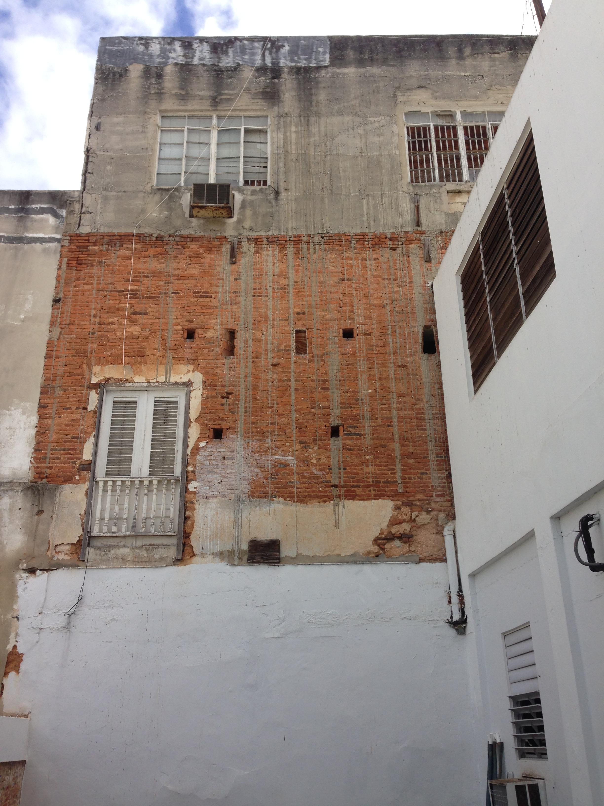 Calle de la Fortaleza 61 - Iglesia Presbiteriana Hugh O’Neill Memorial - San Juan (Viejo San Juan) - 2015 00007